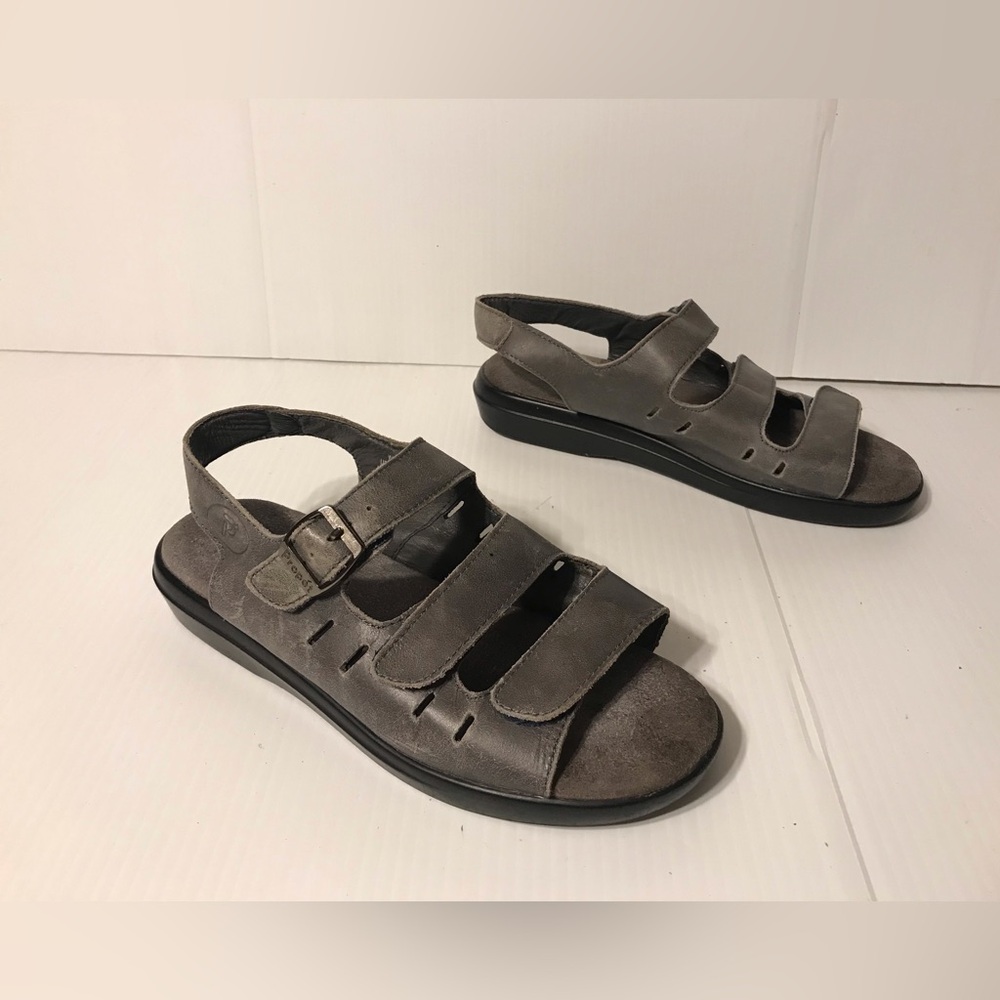Propet gray leather strap comfort sandals women size 7